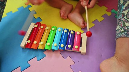 Apprendre l'Alphabet en Français. Les 10 Premières Lettres. Part 1