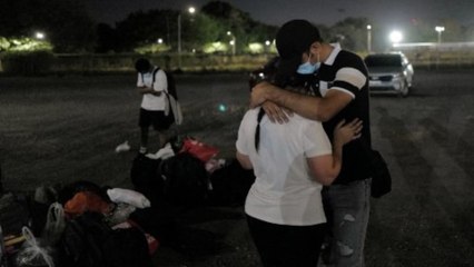 Panamá crea nuevo permiso humanitario para migrantes irregulares en medio de un creciente flujo inverso