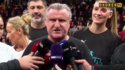 Gençlik ve Spor Bakanı Osman Aşkın Bak gösteri maçında basketbol oynadı