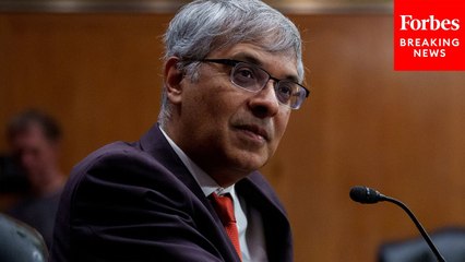 Dr. Jay Bhattacharya Decries Vaccine Mandates, Says Science Should Be 'Force For Freedom'