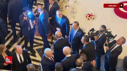 Cumhurbaşkanı Erdoğan meclis iftarında Sırrı Süreyya Önder ile sohbet etti