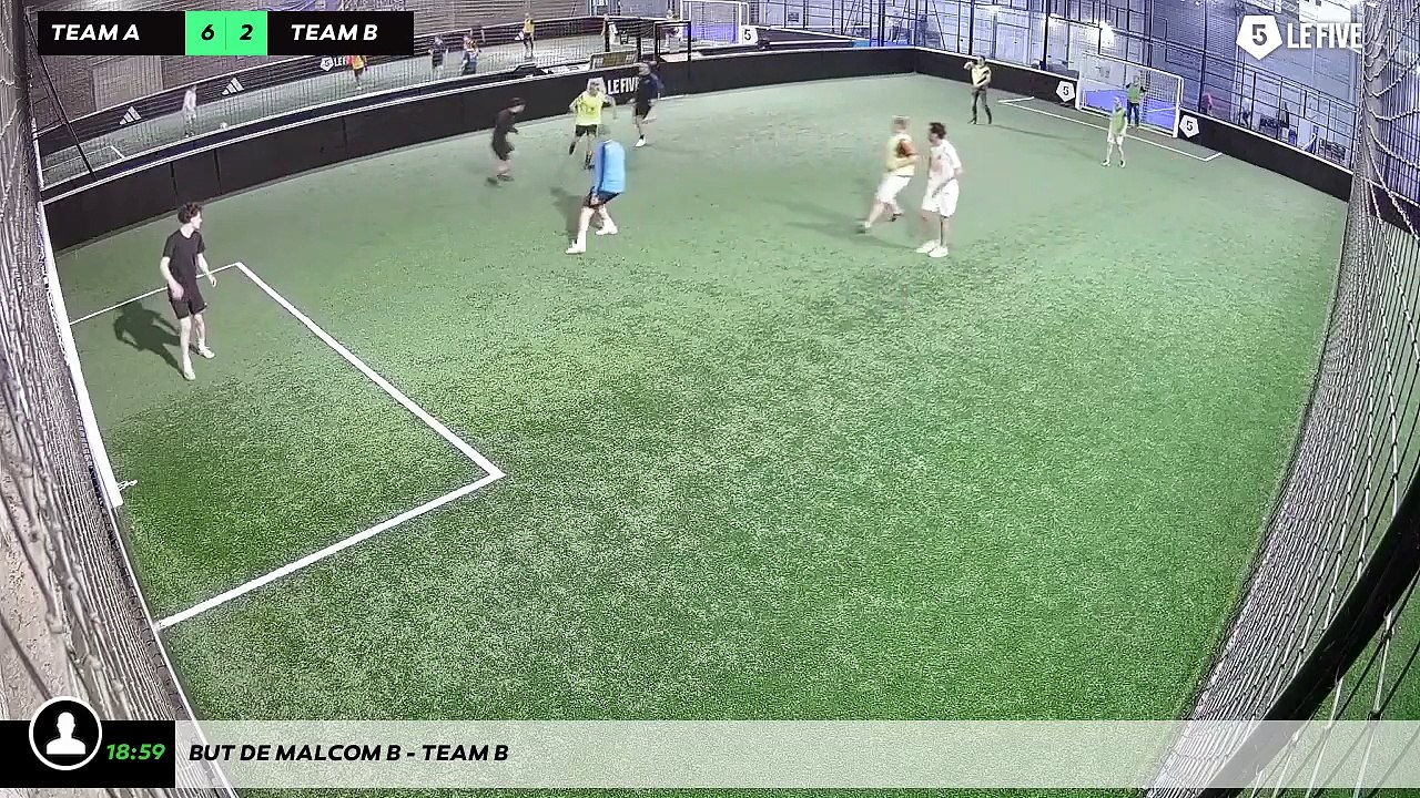 But de Malcom B - Team B