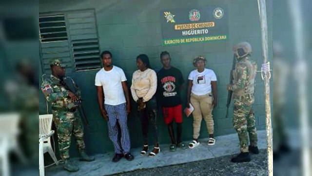 Detienen camionero con haitianos indocumentados en Elías Piña