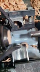 Machine Carves a Wooden Ball!