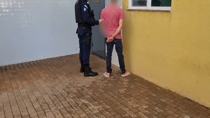 Rapaz é detido com moto irregular no Bairro Cascavel Velho