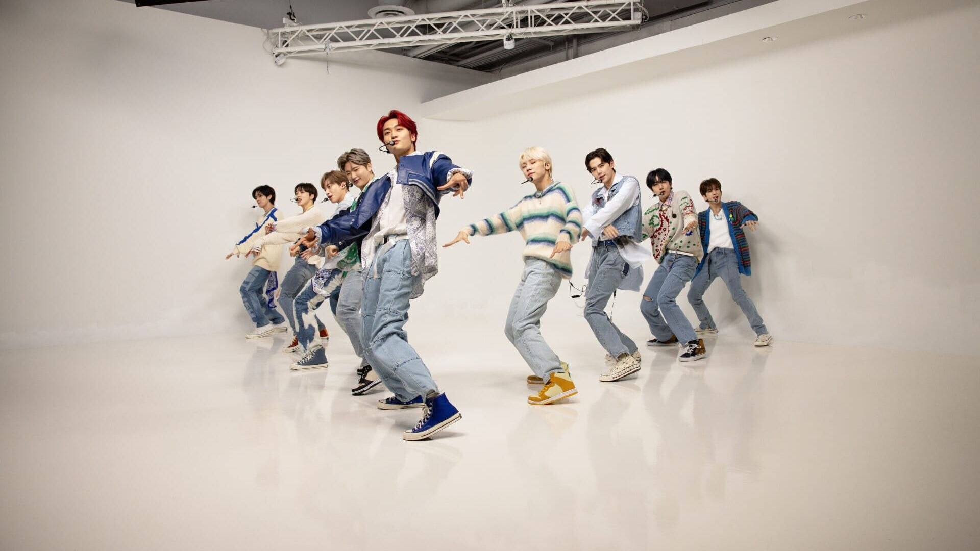 ⁣K-Pop Idols
