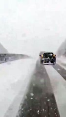 Nevada en La Rumorosa genera cierres de vialidades