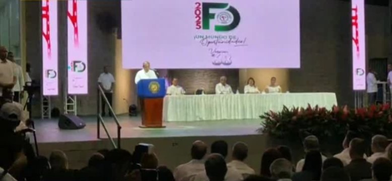 Inaugura la Feria Internacional de David