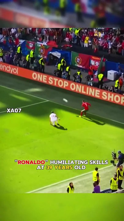 Ronaldo Humiliating Skills At 39 Years Old🥶☠️ #shorts #ronaldo #messi #shortsvideo