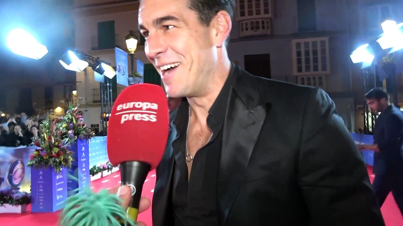Mario Casas rompe su silencio tras los rumores de romance con Melyssa Pinto: "Estoy feliz"