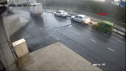 Esenyurt'ta şoförün ellerini bağlayıp 1,7 milyon liralık kumaşı gasbettiler!