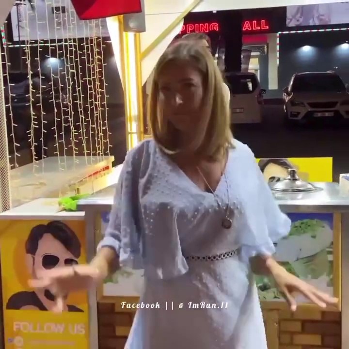 Crazy dance | Charming girl dance | Beautiful girl dancing in icecream bar | Icecream man dancing with a young girl |