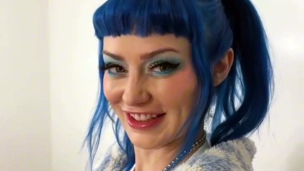 Jewelz Blu on set behind the scenes