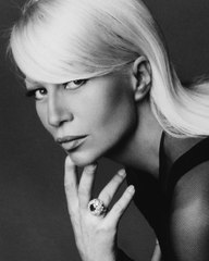 Donatella, la mujer que se convirtió en el alma de Versace