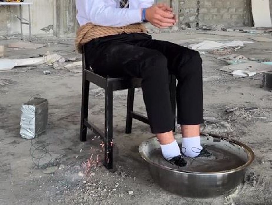 Think Sharp, Act Smart! Tricky Situations Solved in a Snap!