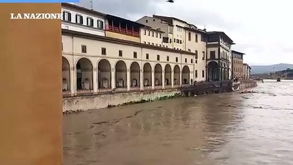 Incubo maltempo, l'allerta rossa minaccia Firenze