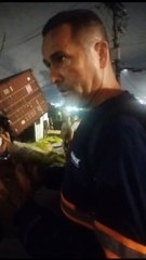 CAOS!: Caminhão derruba passarela na Anchieta e bloqueia pista