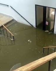 El agua del Tajo inunda los sótanos del edificio Sabatini en el campus universitario de la Fábrica de Armas en Toledo