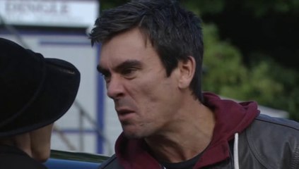 Emmerdale Edna Birch vs Cain 1st November 2012 Ep 1