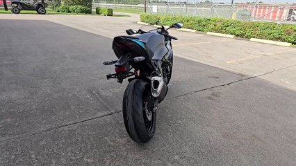 2025 KAWASAKI NINJA ZX-6R 636 IN GREY