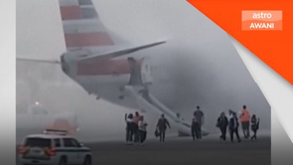 Enjin pesawat terbakar, penumpang 'loloskan' diri guna gelongsor