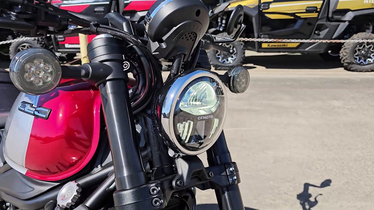 2025 CFMOTO CLC 450 IN RED  WALK-AROUND