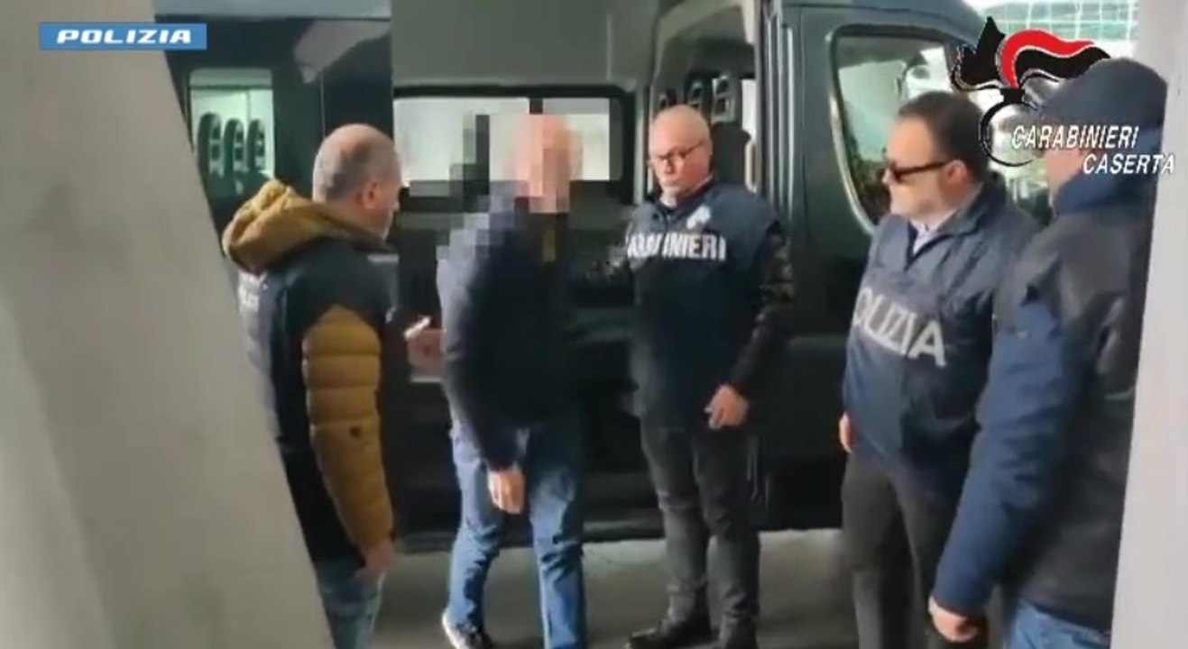 Marcianise, estradato dalla Francia il boss Delli Paoli: catturato mentre protestava davanti Europarlamento (14.03.25)
