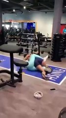 Casais trocam socos e puxões de cabelo em academia no Pará