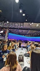 مقابلة مع إريك فانغ من HONOR: رؤية الذكاء الاصطناعي ومستقبل الأجهزة الذكية