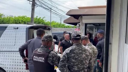 Levantan cadáveres de abogados en una oficina de Las Praderas