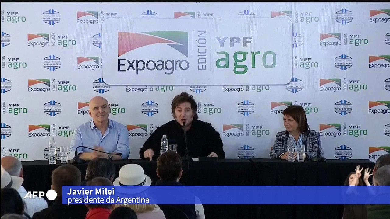 Milei promete prender por distúrbios na rua após protesto de aposentados e torcedores