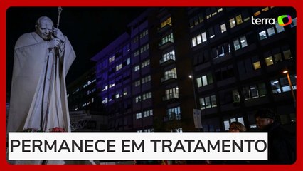 Papa Francisco passa a noite tranquila, após quatro semanas de internação