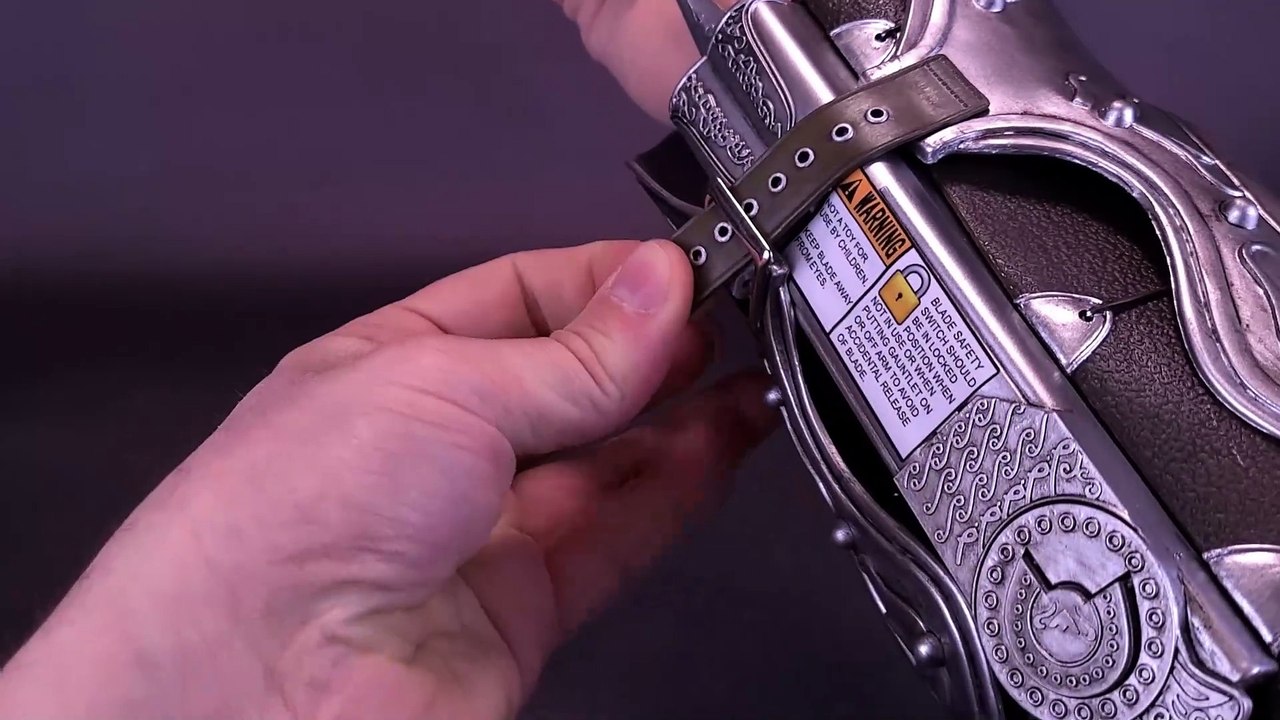 NECA Assassins Creed Brotherhood Hidden Blade Roleplaying Replica