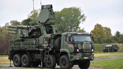 動画：「アキレス」部隊のウクライナ軍、カミカゼドローン「ダーツ」でロシアのPantsir-S1を4基撃破