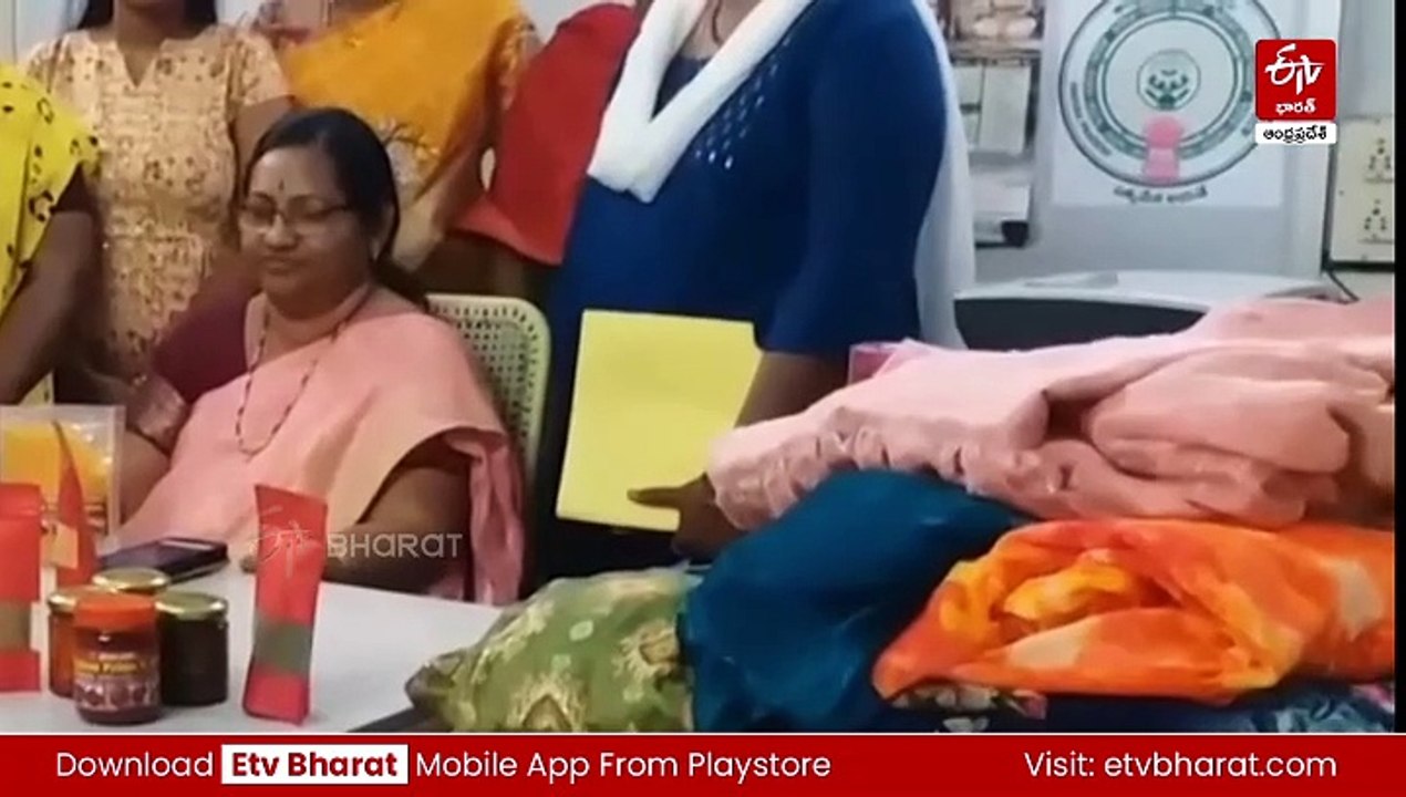 ఆన్​లైన్​లో డ్వాక్రా ఉత్పత్తులు