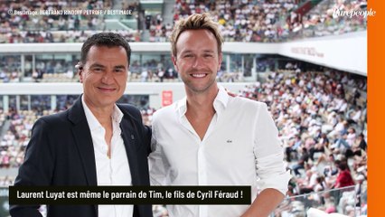 "Tu récupères toujours mes colis" : Cyril Féraud vit dans le même immeuble qu'un célèbre animateur qu'il considère comme son frère