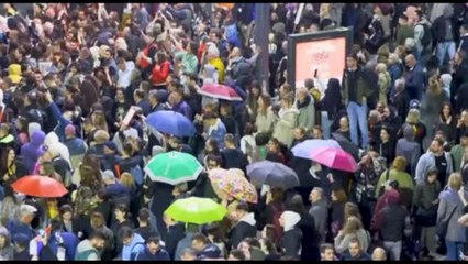 Serbia, decine di migliaia in piazza con il movimento anti-corruzione