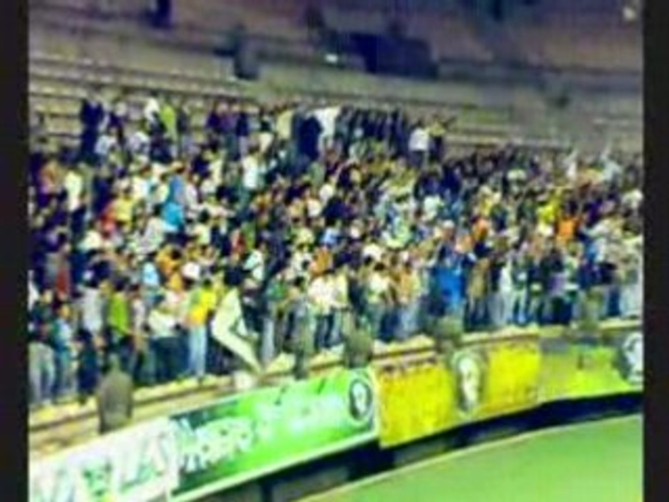 Maganistes: Échange "7na li n7akmou" (Public du Raja)