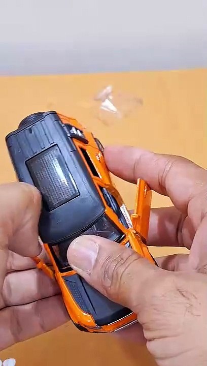 🚙 Defender Diecast Model | Openable Doors, Bonnet & Boot | Perfect for Kids & Collectors!