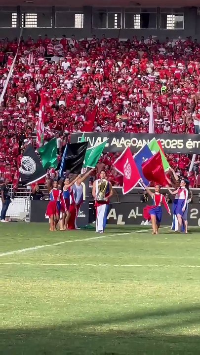 A cerimônia de abertura da final do Alagoano