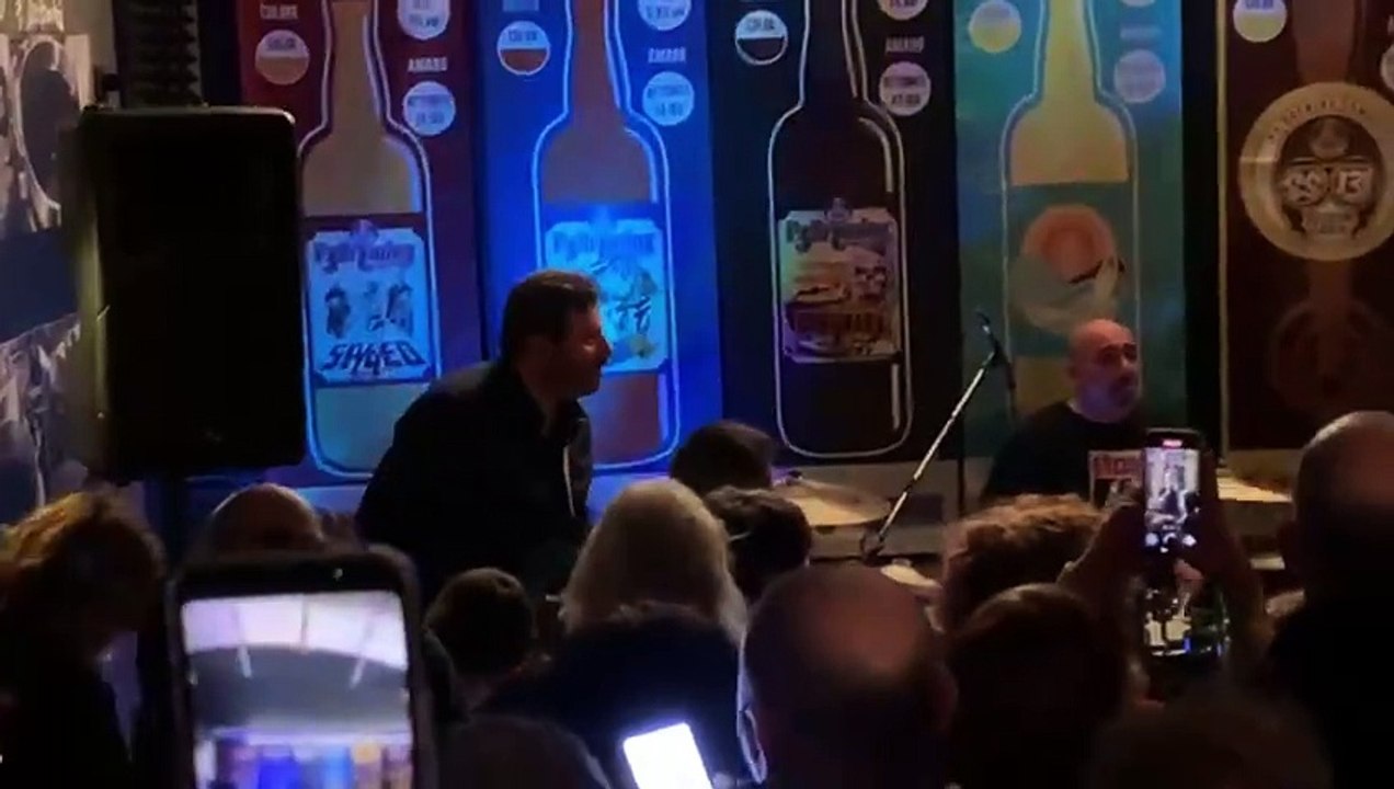 Sassari, il sindaco Giuseppe Mascia suona in memoria dell'amico Samuele Marchisio