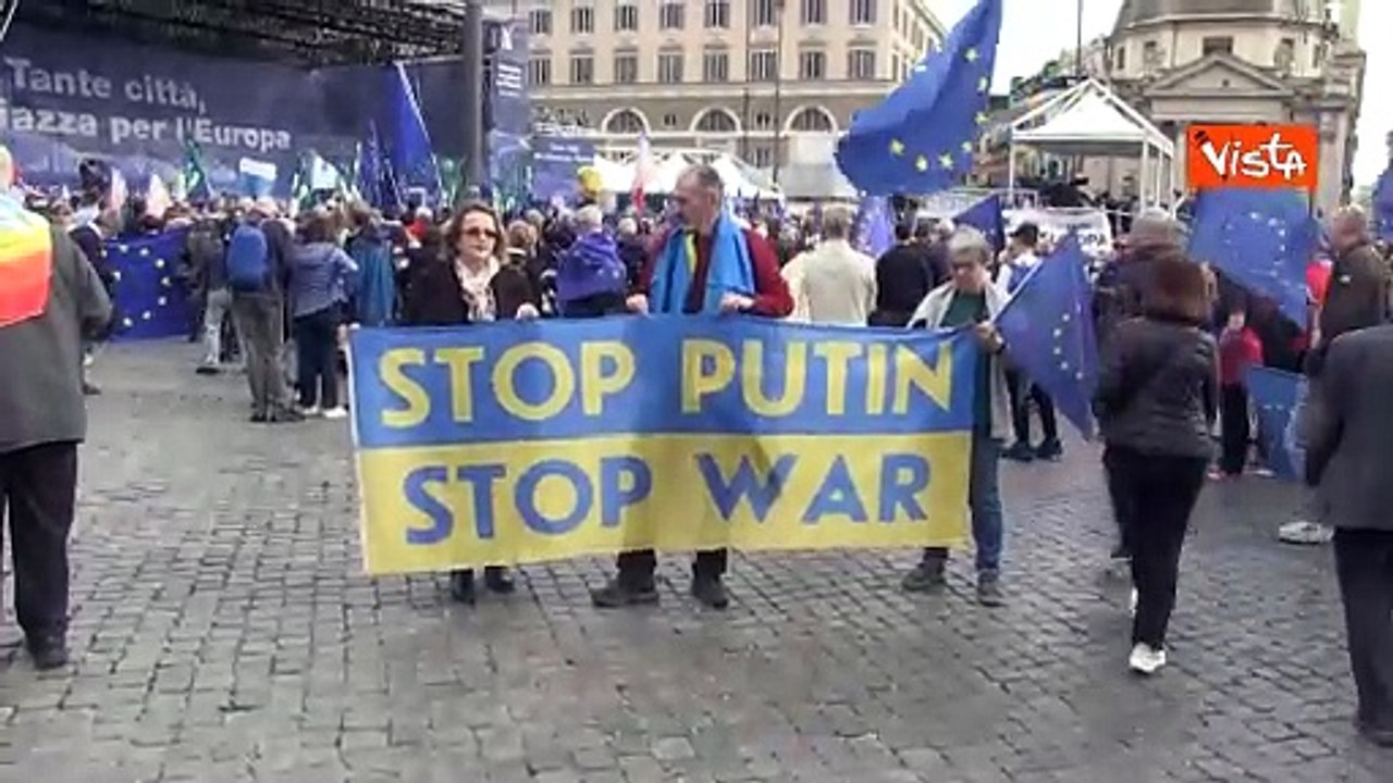 "I am european", i cartelli alla manifestazione 'Una piazza per l'Europa' a Roma
