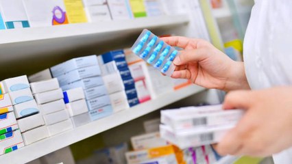 Falta de medicamentos respondería a millonaria deuda con las farmacéuticas