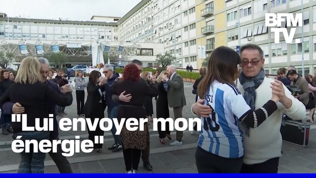 Rome: des danseurs de tango se réunissent en l’honneur du pape devant l’hôpital où il est soigné