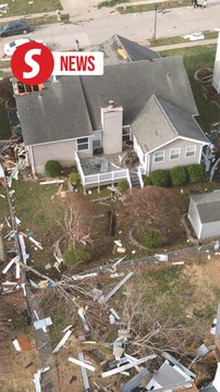 Tornadoes strike US South, killing at least 14 people