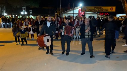 Bursa'da vatandaşlar Rumeli müzikleriyle sahur yaptı