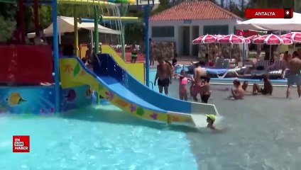 Antalya'da turizmde dört bayram sevinci