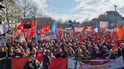 Avrupa’daki Aleviler katliamı protesto etmeye devam ediyor