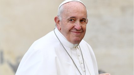 GALA VIDEO - Le pape François, 88 ans, pourra-t-il bientôt sortir de l’hôpital ? Le Vatican donne des nouvelles…