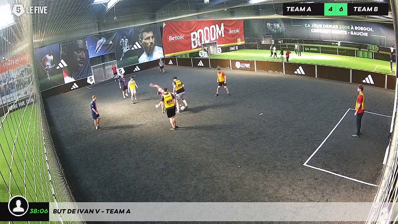 But de Ivan V - Team A